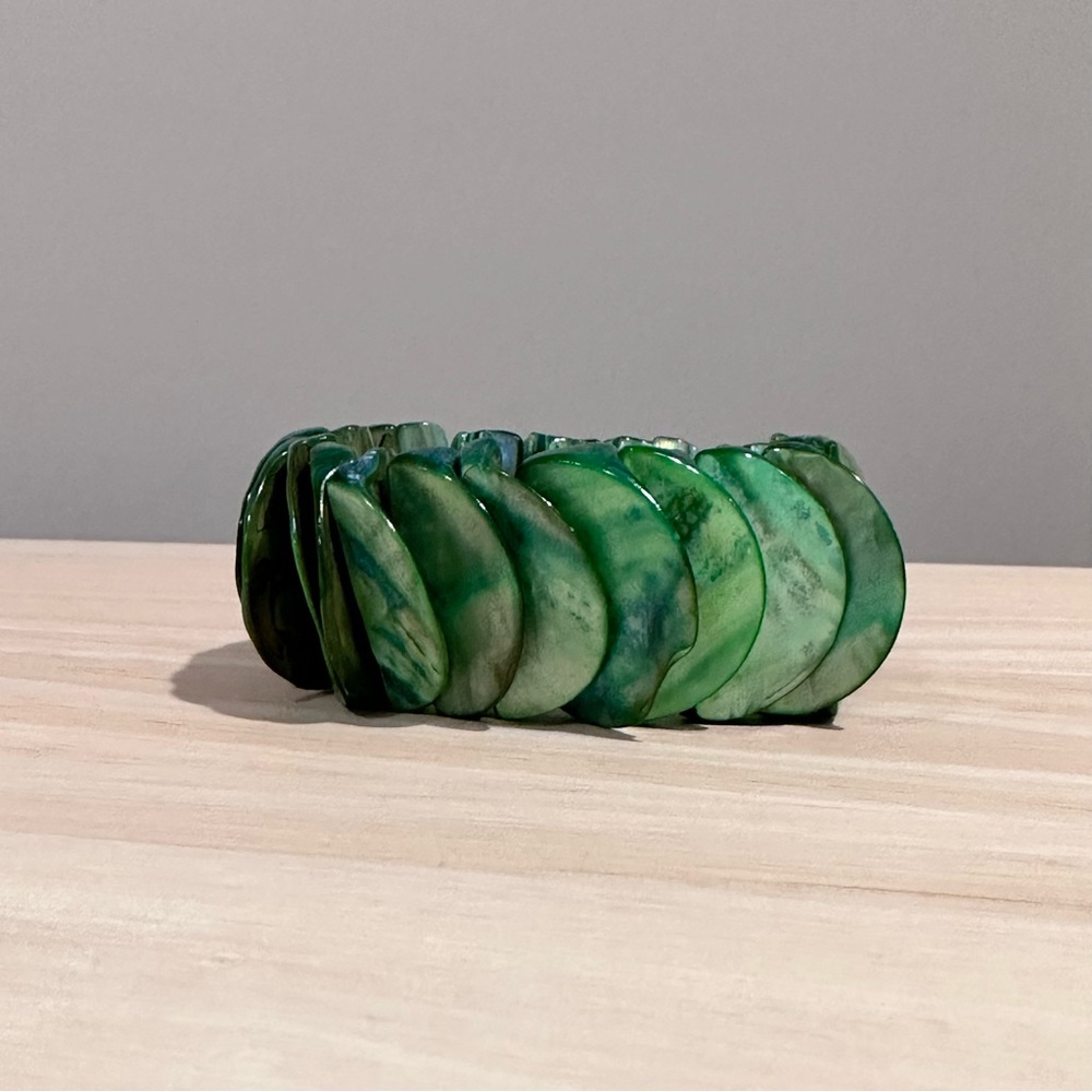 Mother of Pearl Stretch Bracelet